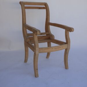 UNF-SP-163 Regency Arm Chair 4 In Stock as is $ 80 Each-or Sold as is set of 4 arm chairs  $25  each  = $100 for 4 chairs As is--- they  all   need some glue  and  clamp work